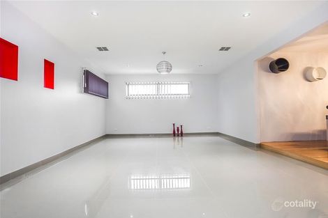 Property photo of 17 Rockwall Drive Craigieburn VIC 3064