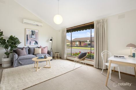 Property photo of 4 Charnwood Lane Cheltenham VIC 3192