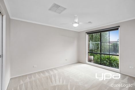 Property photo of 10 Scotch Court Sunbury VIC 3429