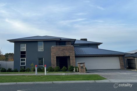 32 Majestic Dr, Officer, VIC 3809