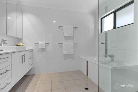 Property photo of 8 Kim Street Chapel Hill QLD 4069