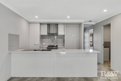 10 Limmen Cres, South Ripley, QLD 4306