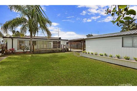 Property photo of 8 Seawind Terrace Berkeley Vale NSW 2261