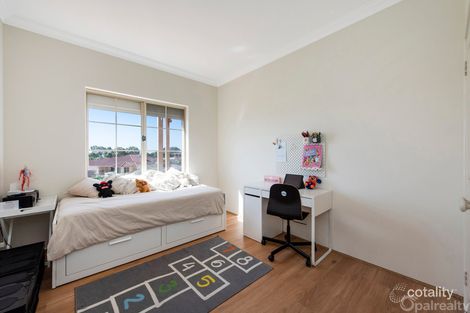 Property photo of 8 Peregrine Court Singleton WA 6175