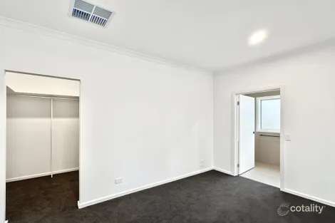 Property photo of 6 Moolort Crescent Eynesbury VIC 3338