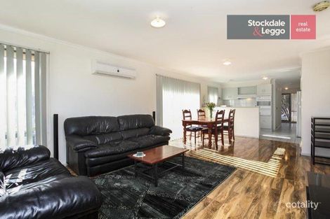 Property photo of 4 Gardenview Grove Westmeadows VIC 3049