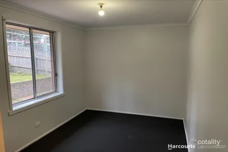 Property photo of 13 Oberon Place Ravenswood TAS 7250
