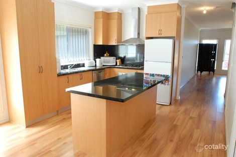 Property photo of 11 Hyde Park Terrace Point Cook VIC 3030