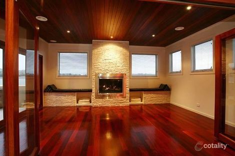 Property photo of 37 Sheldon Drive Berwick VIC 3806