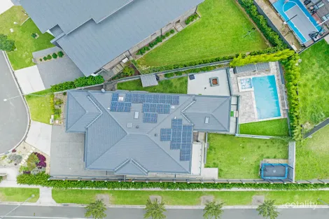 21 Mcnevin Cl, Calderwood, NSW 2527