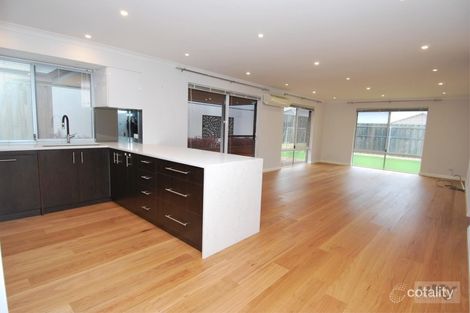 Property photo of 12 Pineroo Terrace Ellenbrook WA 6069