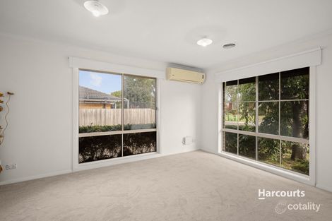 Property photo of 8 Riviera Drive Pakenham VIC 3810