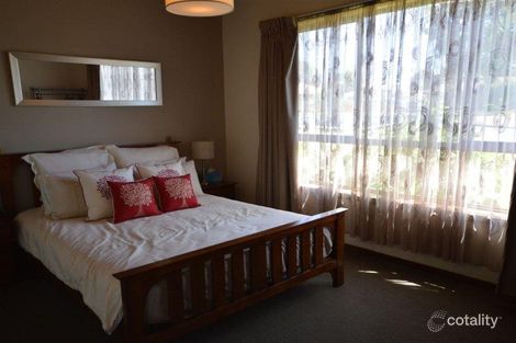 Property photo of 25 Kennington Road Rosebud VIC 3939