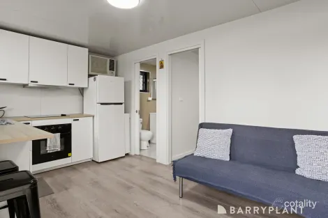 Property photo of 79 Third Avenue Rosebud VIC 3939