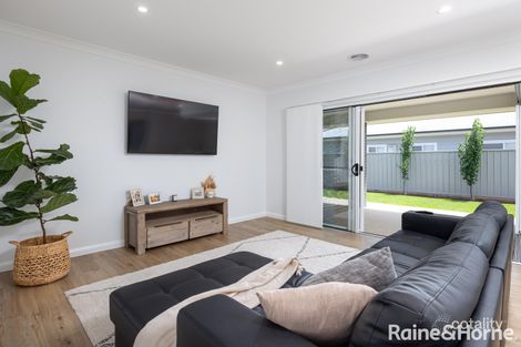 Property photo of 25 Wiveon Street Gobbagombalin NSW 2650