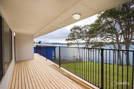 Property photo of 18 Noamunga Crescent Gwandalan NSW 2259