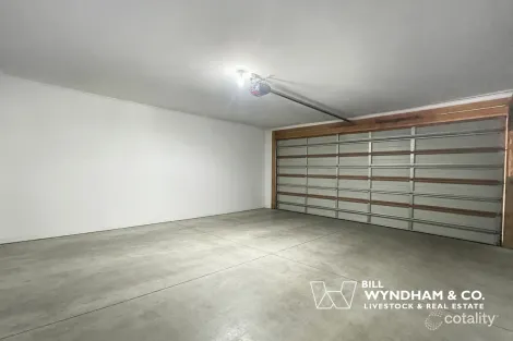 23 Shannon Bvd, Bairnsdale, VIC 3875