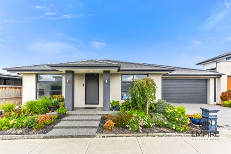 23 Bowler Ave, Clyde, VIC 3978