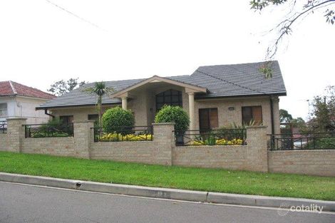 21 Bringelly Ave, Pendle Hill, NSW 2145