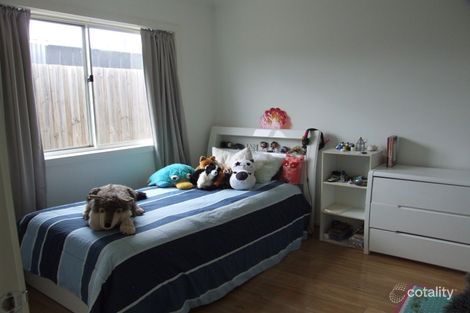 Property photo of 2 Eighth Mews Maddingley VIC 3340