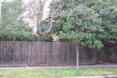 1 Ruskin Rd, Glen Iris, VIC 3146