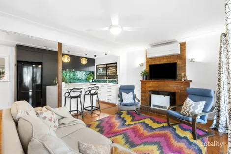 Property photo of 27 McCafferty Street Wilsonton QLD 4350