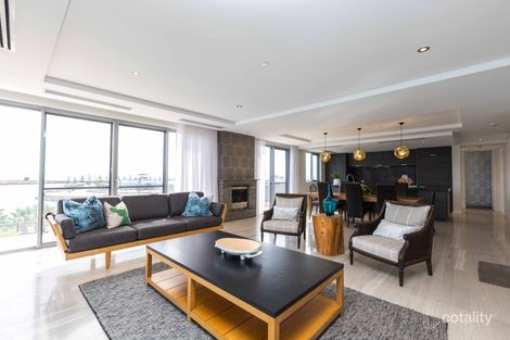 Property photo of 4/11 Galileo Loop Mandurah WA 6210