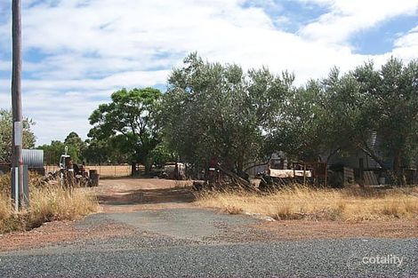 213 Oakover Rd, Herne Hill, WA 6056