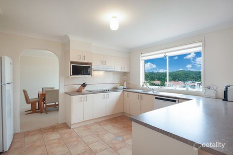 Property photo of 22 Bronzewing Drive Erina NSW 2250