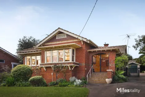 Property photo of 3 Rockbeare Grove Ivanhoe VIC 3079
