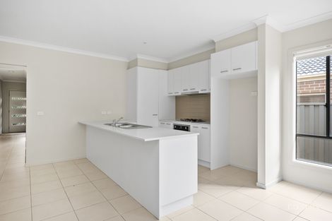 Property photo of 8 Frontier Avenue Greenvale VIC 3059