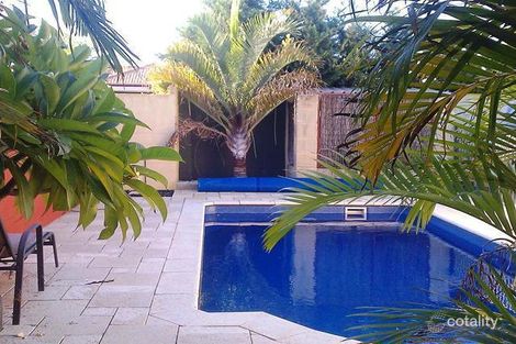 Property photo of 2 Chartwell Bend Hocking WA 6065