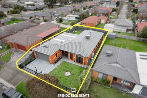 Property photo of 15 Kulkami Way Cranbourne West VIC 3977
