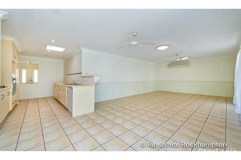 Property photo of 38 Kavanagh Crescent Koongal QLD 4701