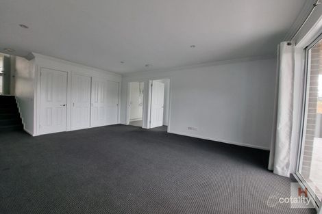 Property photo of 4 Ethridge Close Jindabyne NSW 2627