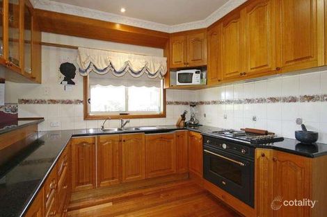 Property photo of 17 Stansfield Court Frankston South VIC 3199