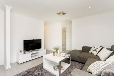 Property photo of 25A Grigg Place Hilton WA 6163