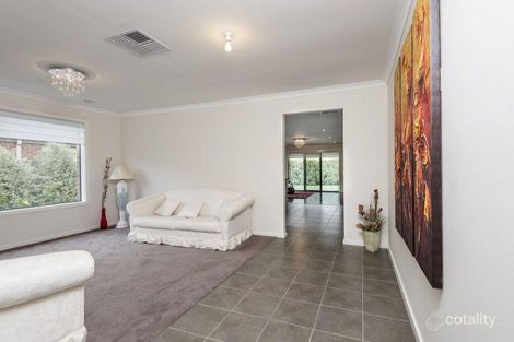 Property photo of 45 Statesman Circuit Cranbourne East VIC 3977