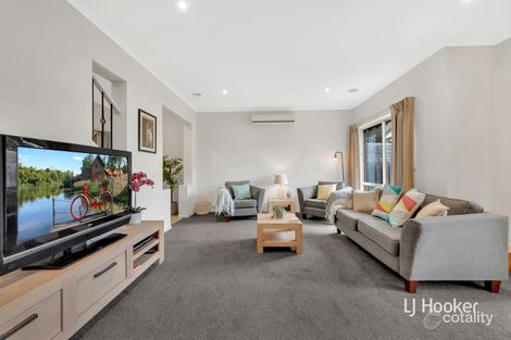 Property photo of 24 Penrose Drive Narre Warren South VIC 3805