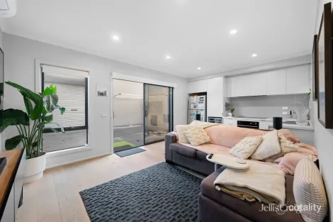 12 Woodhaven Walk, Wollert, VIC 3750