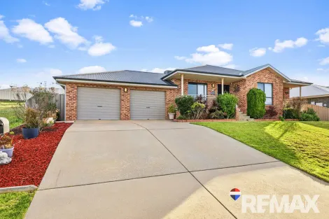 Property photo of 32 John Potts Drive Junee NSW 2663