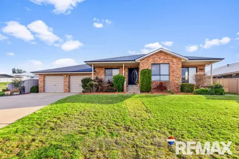 Property photo of 32 John Potts Drive Junee NSW 2663
