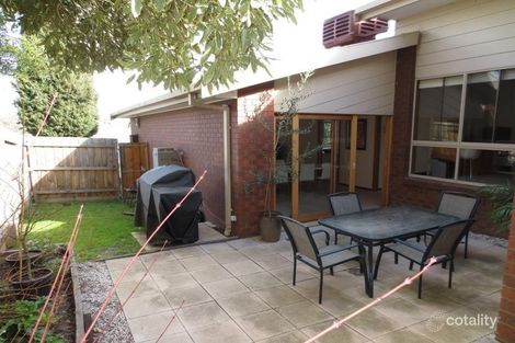 Property photo of 2/4 Hylton Crescent Rosanna VIC 3084