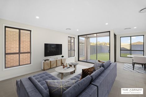 Property photo of 33 Vanderfield Crescent Oran Park NSW 2570