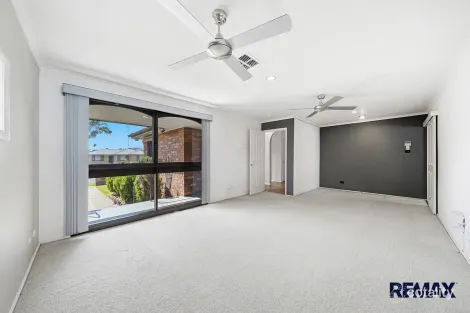 Property photo of 54 Lyn Circuit Jamisontown NSW 2750