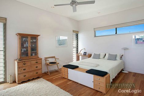 Property photo of 7 Lake Edge Drive Noosa Heads QLD 4567