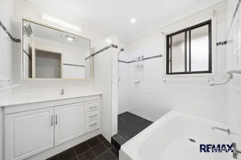 Property photo of 54 Lyn Circuit Jamisontown NSW 2750