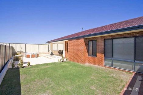 Property photo of 7 Condamine Approach Hammond Park WA 6164