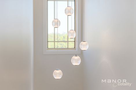 Property photo of 10 Niela Grove Baulkham Hills NSW 2153