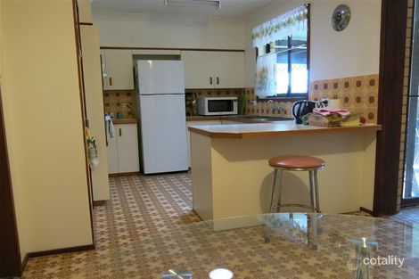 Property photo of 26 Omaru Crescent Taree NSW 2430